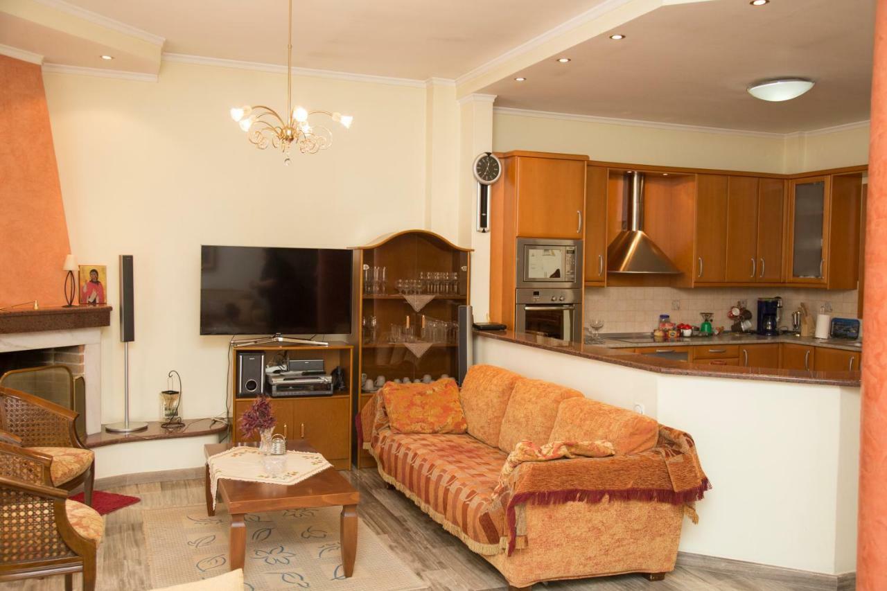 Veta'S Spacious Central Apartment Serres Ngoại thất bức ảnh